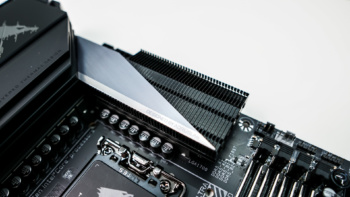Gigabyte Z690 AORUS Ultra Motherboard