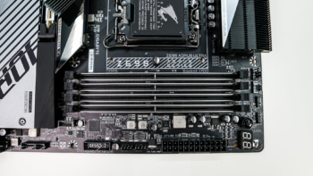 Gigabyte Z690 AORUS Ultra Motherboard