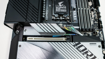Gigabyte Z690 AORUS Ultra Motherboard