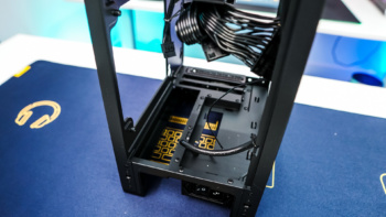 HYTE Revolt 3 Mini-ITX Case