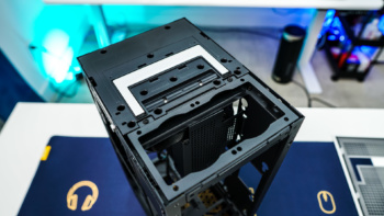 HYTE Revolt 3 Mini-ITX Case
