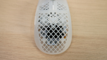 SteelSeries Aerox 3 Wireless Ghost Edition