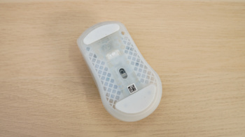 SteelSeries Aerox 3 Wireless Ghost Edition