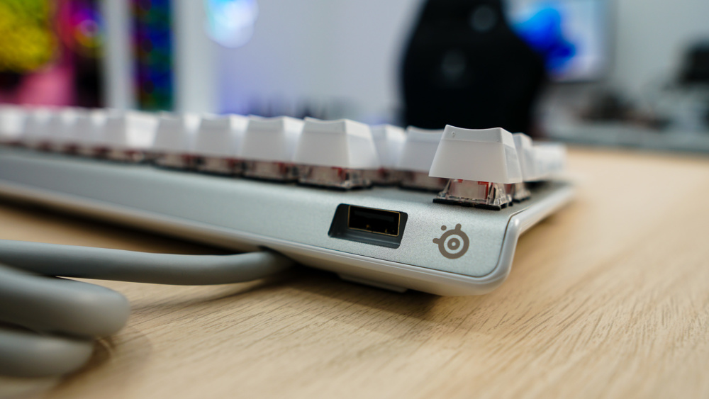 SteelSeries Apex 7 TKL Ghost Edition