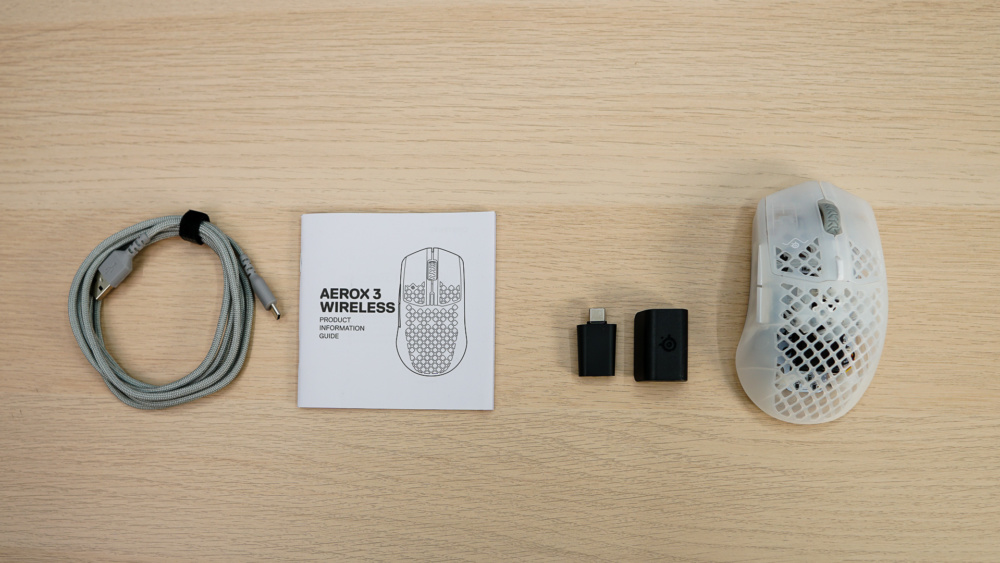 SteelSeries Aerox 3 Wireless Ghost Edition