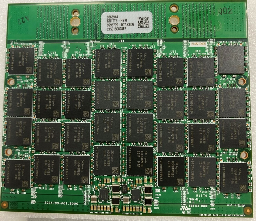 CAMM 128GB F 1480x1278 1