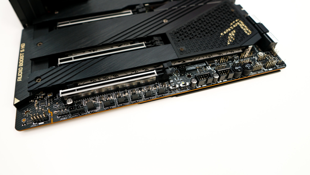 MSI MEG Z690 ACE Motherboard