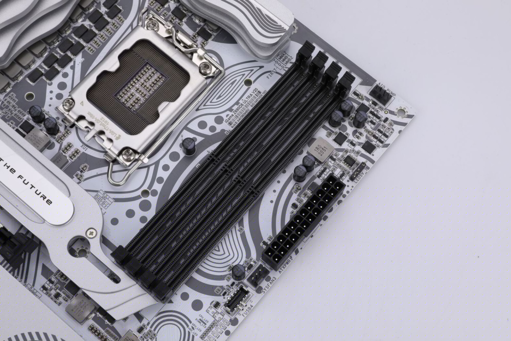 COLORFUL Z690D5 ULTRA 6 videocardz