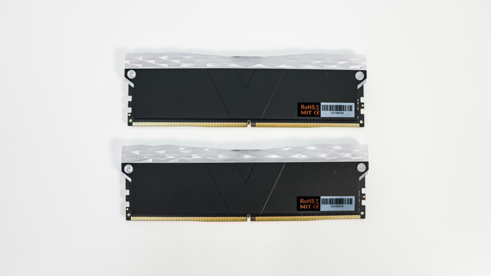 V-Color Manta XPrism DDR5-6200 32GB Memory Kit