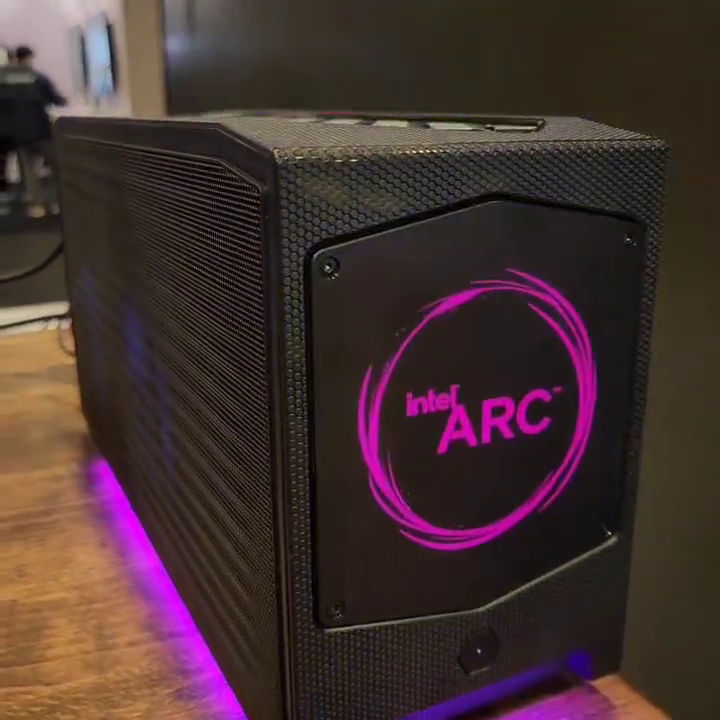 INTEL ARC BLENDER 4