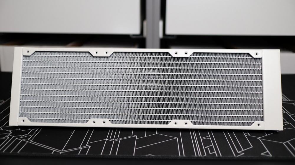 DeepCool LS720 WH