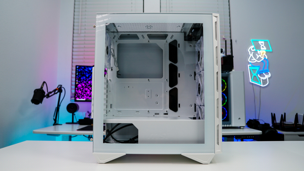MSI MPG GUNGNIR 110R White Case