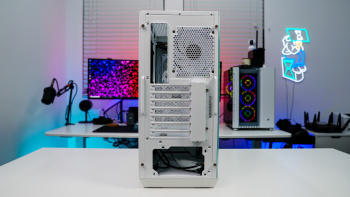 MSI MPG GUNGNIR 110R White Case