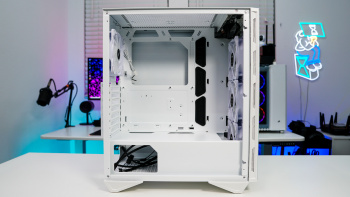 MSI MPG GUNGNIR 110R White Case