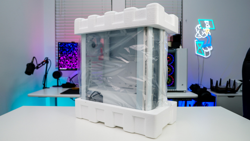 MSI MPG GUNGNIR 110R White Case