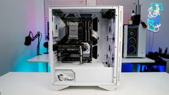 MSI MPG GUNGNIR 110R White Case