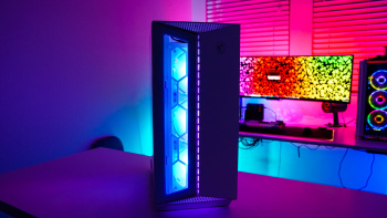 MSI MPG GUNGNIR 110R White Case