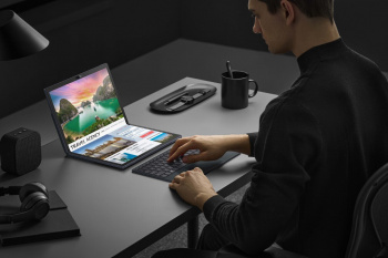zenbook fold oled 4