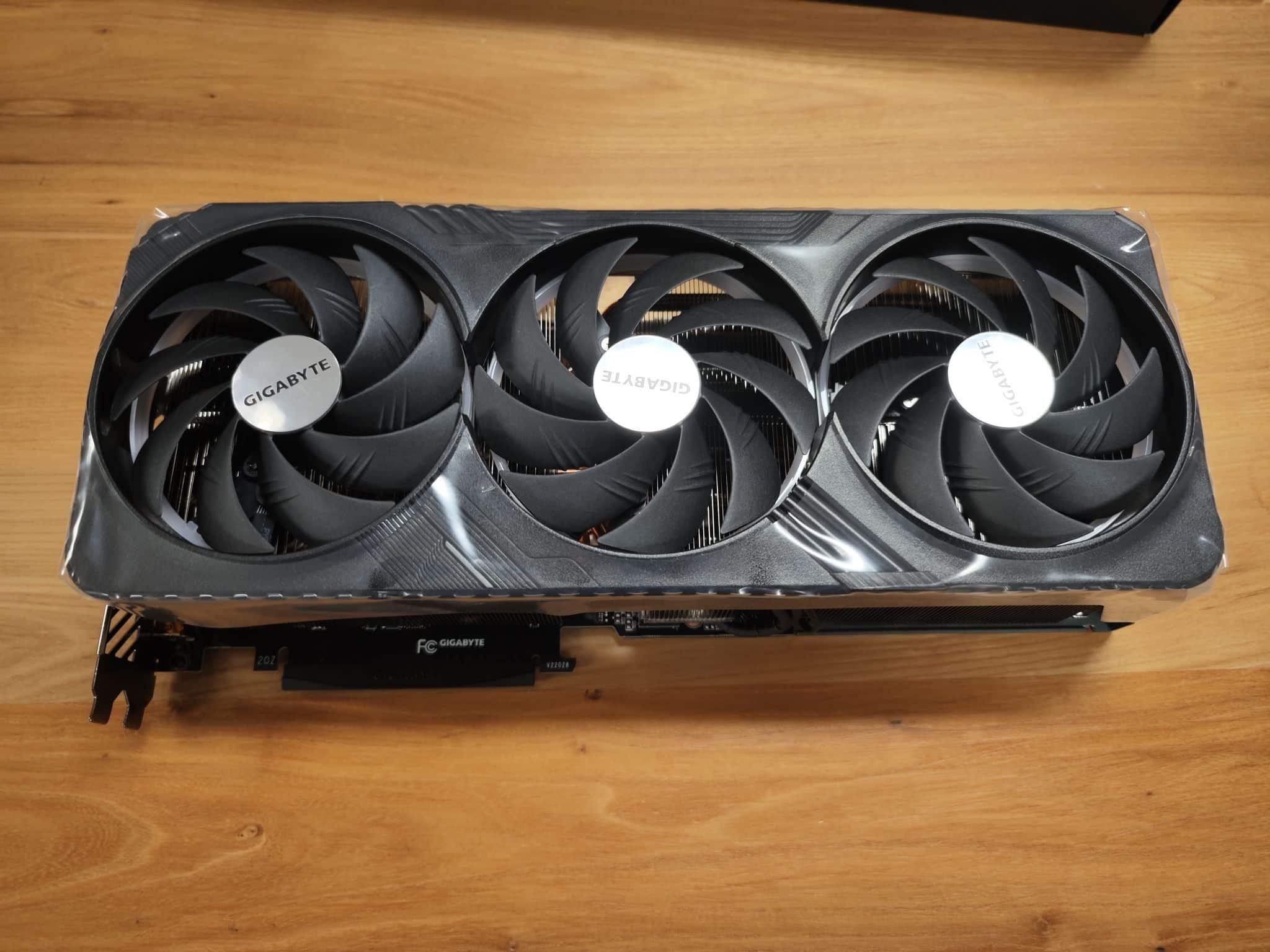 GIGABYTE RTX4090 WINDFORCE 6
