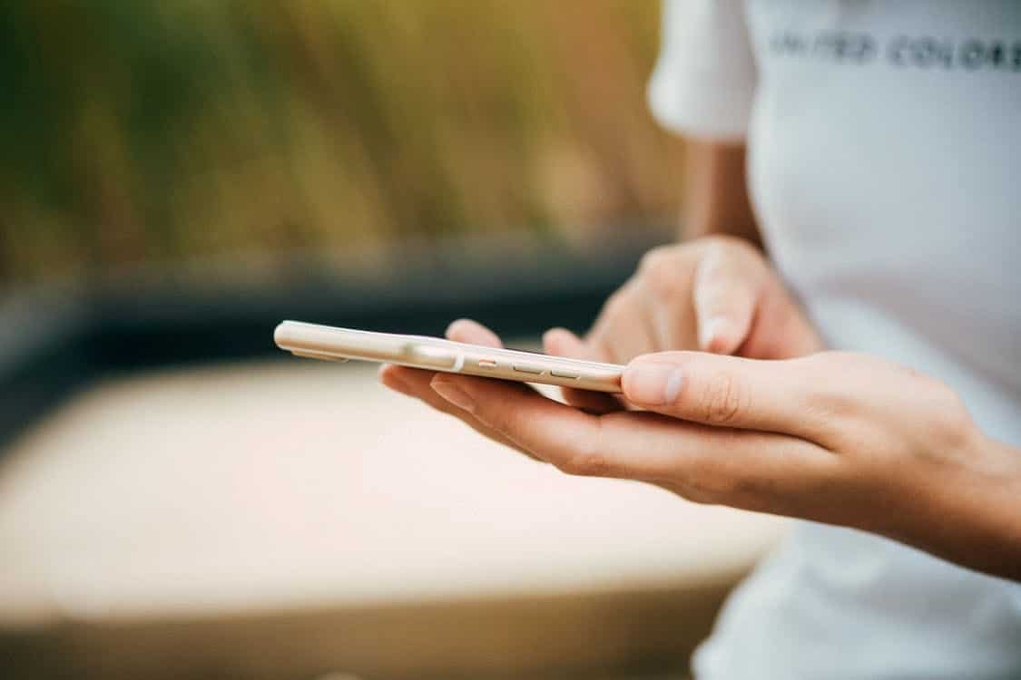iphone phone smartphone 2022