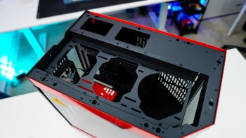 HYTE Y60 Case