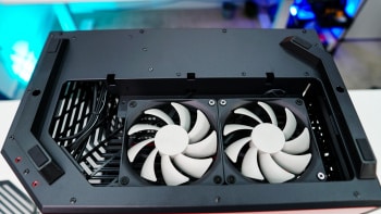 HYTE Y60 Case