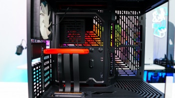 HYTE Y60 Case