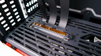 HYTE Y60 Case