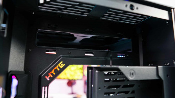 HYTE Y60 Case