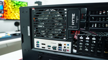 HYTE Y60 Case