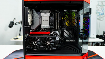HYTE Y60 Case