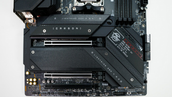 MSI MPG X670E Carbon WiFi Motherboard