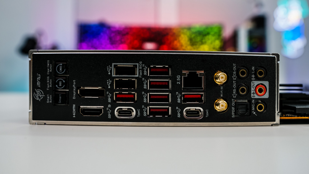 MSI MPG X670E Carbon WiFi Motherboard