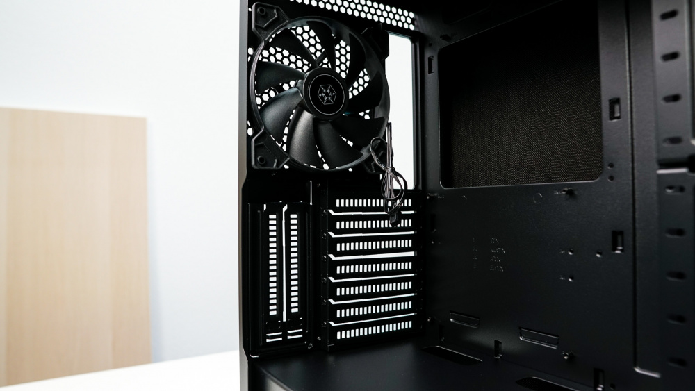 SilverStone SETA Q1 Case