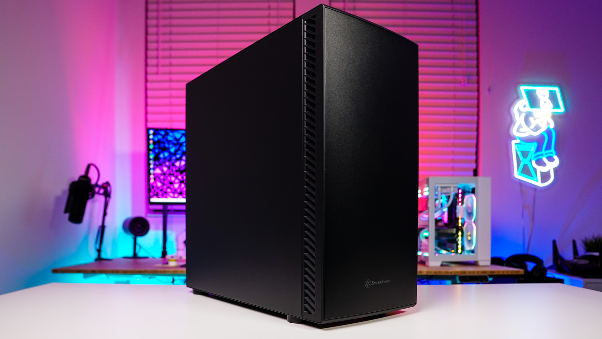 SilverStone SETA Q1 Case