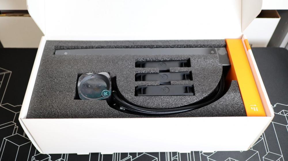 EKWB EK Nucleus AIO CR360 Lux D-RGB