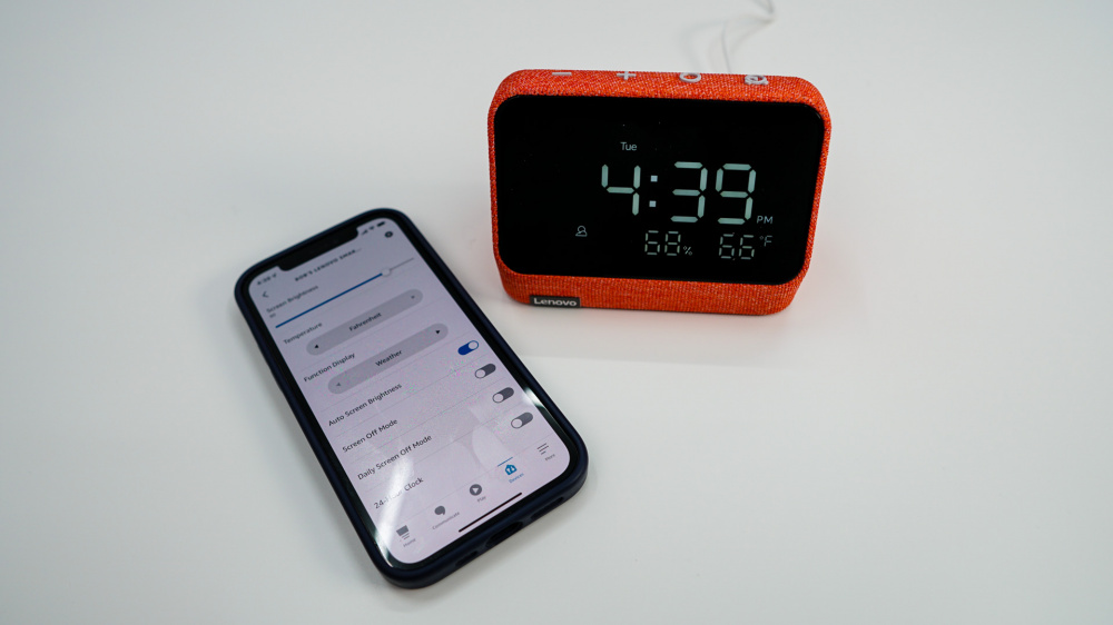 Lenovo Smart Clock Essential with Alexa Built-in