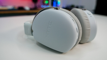 HYTE Eclipse HG10 Wireless Gaming Headset