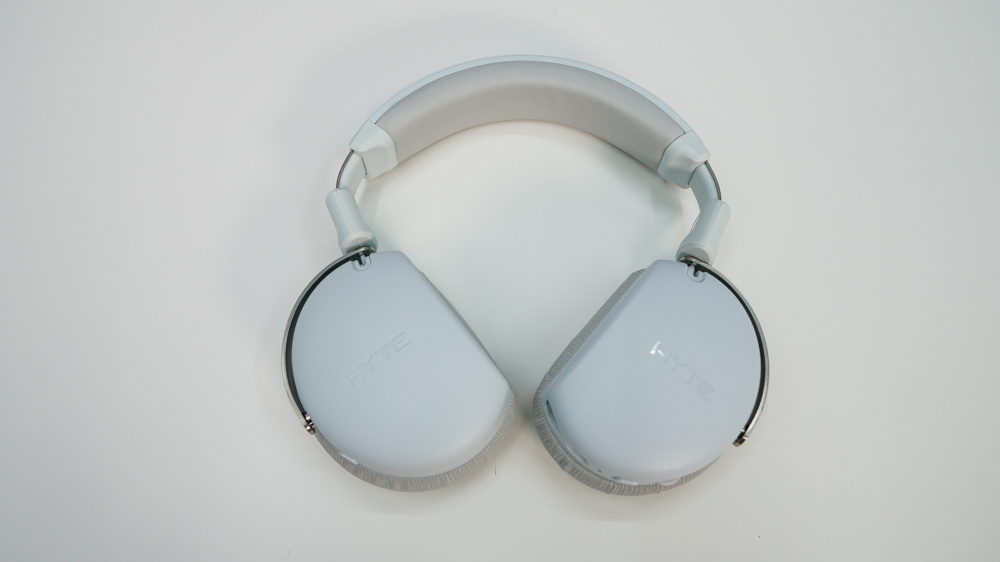HYTE Eclipse HG10 Wireless Gaming Headset
