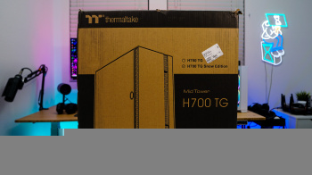 Thermaltake H700 TG Snow Case