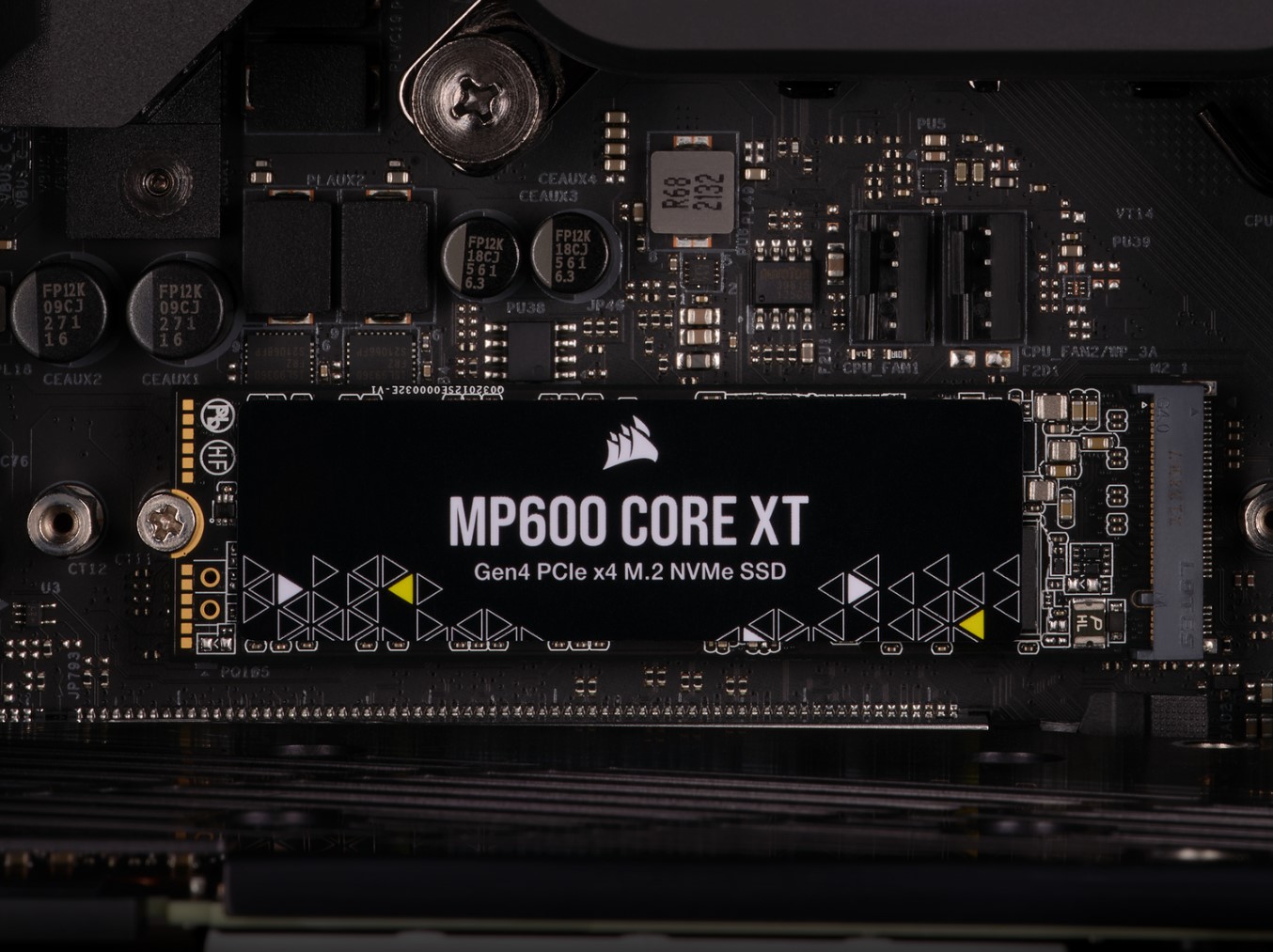 Corsair MP600 Core XT