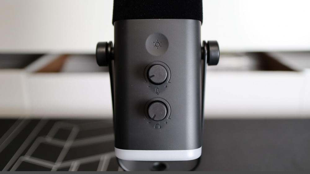 FIFINE AmpliGame AM8