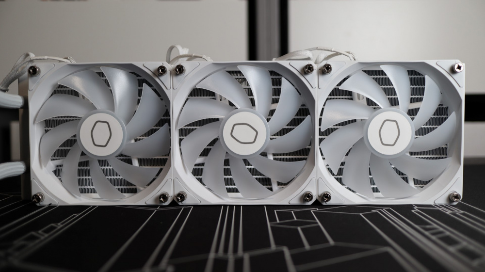 MasterLiquid 360L Core ARGB White