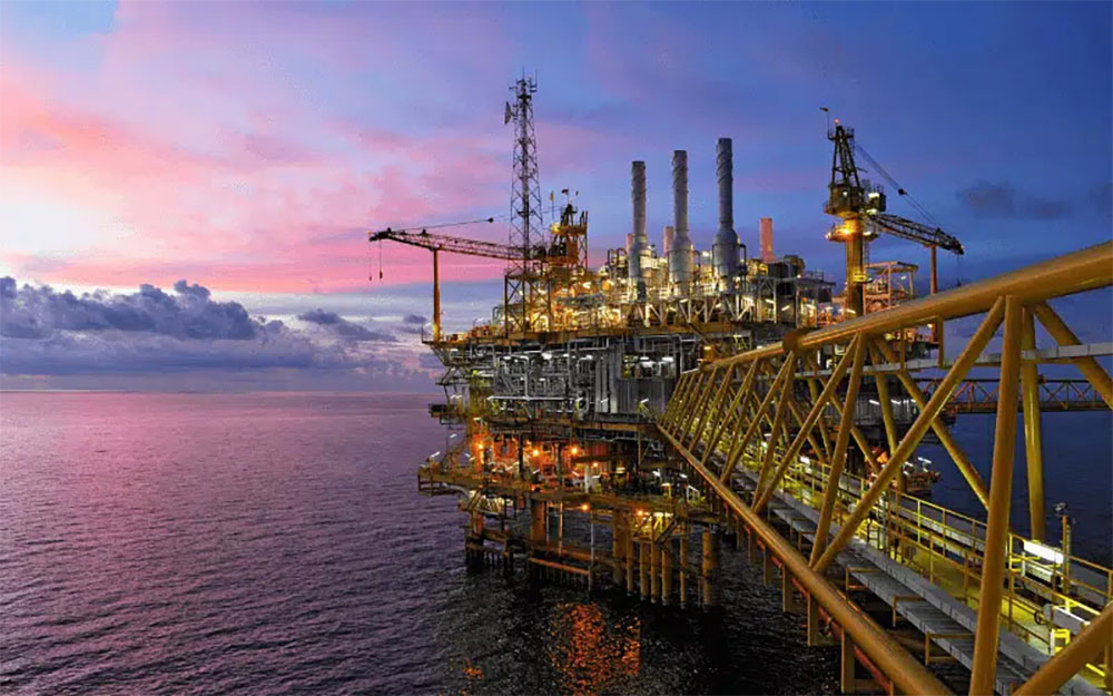 oil rig