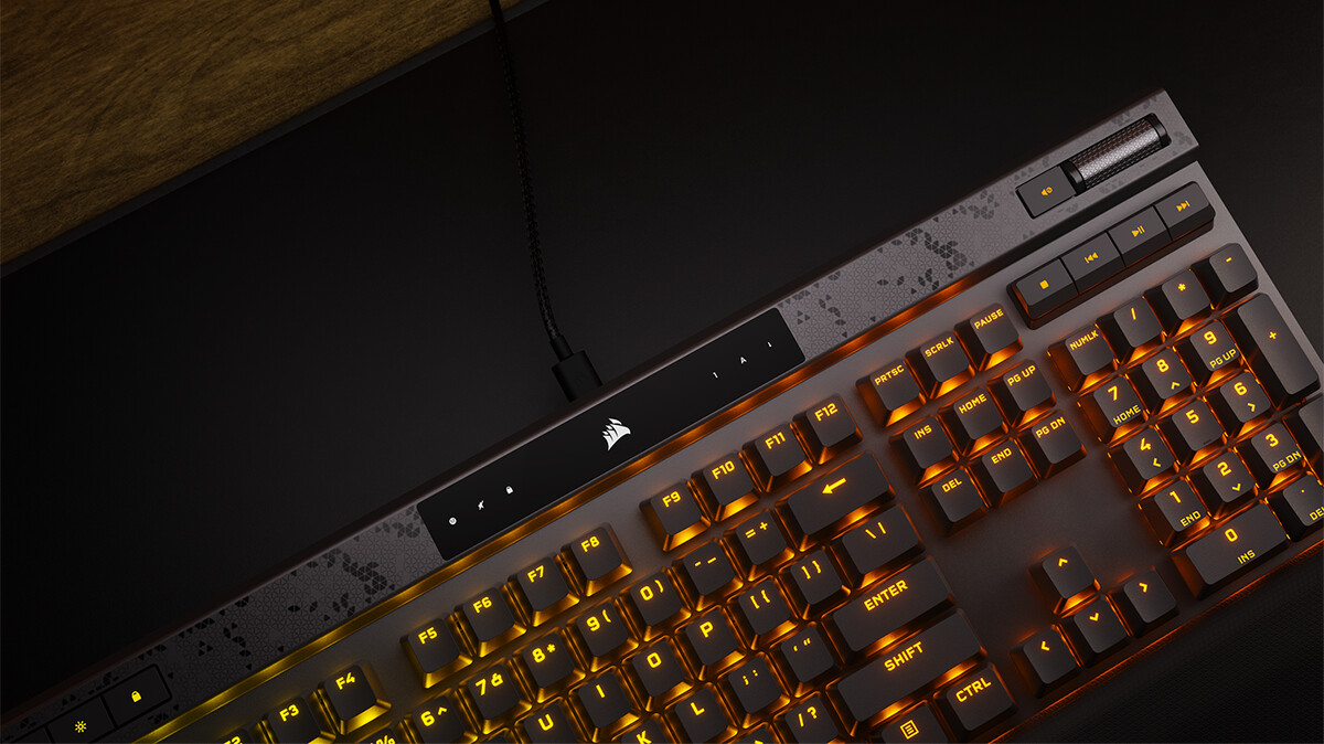 Corsair K70 MAX