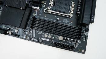 Gigabyte Z790 AORUS Elite X WiFi7 Motherboard