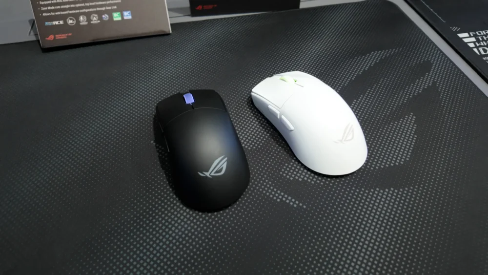ASUS.00 03 38 01.Still002