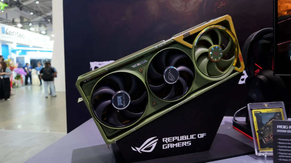 ASUS.00 07 40 15.Still005