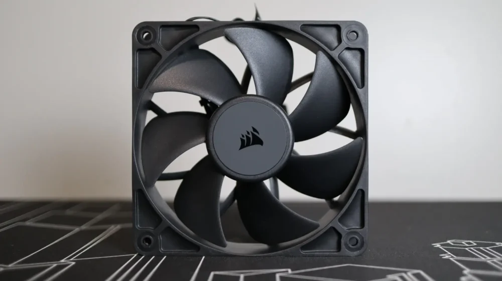 Corsair Nautilus 360 RS