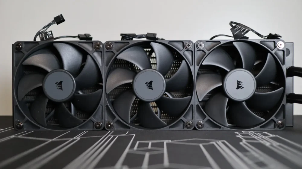 Corsair Nautilus 360 RS